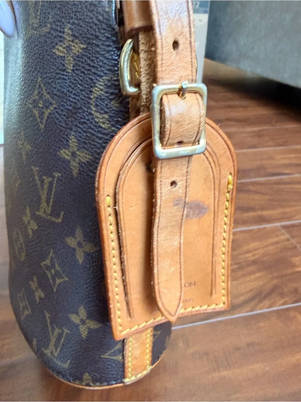Louis Vuitton Vintage Tan Leather Luggage Tag